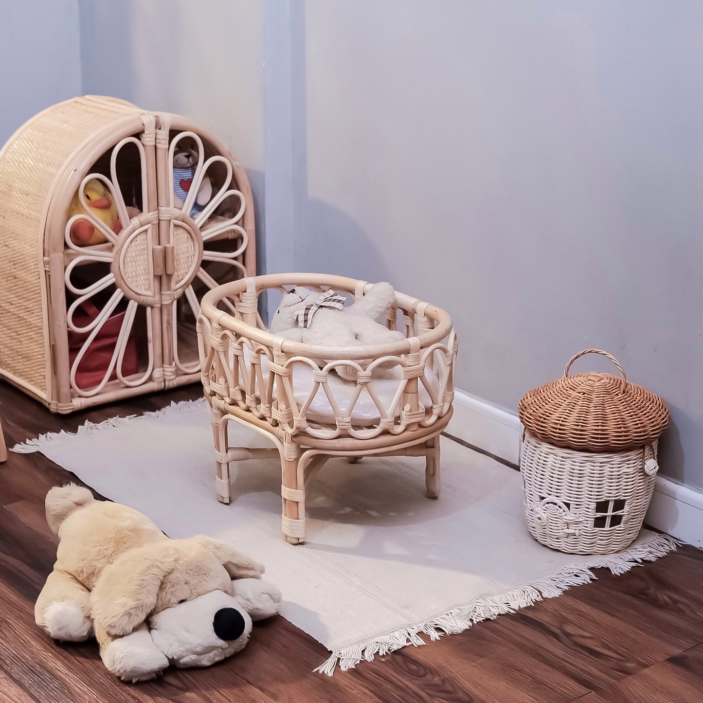 MARLON DOLL BED